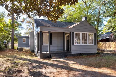 32 Parker Dr, Sumter, SC 29150