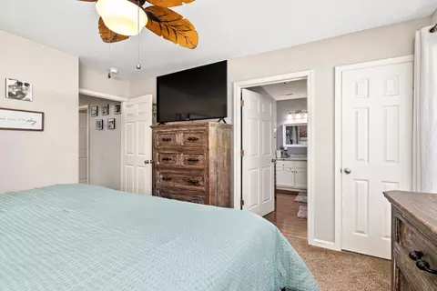 Bedroom - 3075 Tuckaway Dr, Sumter, SC 29154 photo 3 of 3