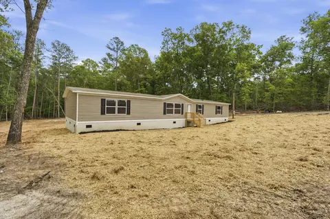1291 Congress Rd, Eastover, SC 29044
