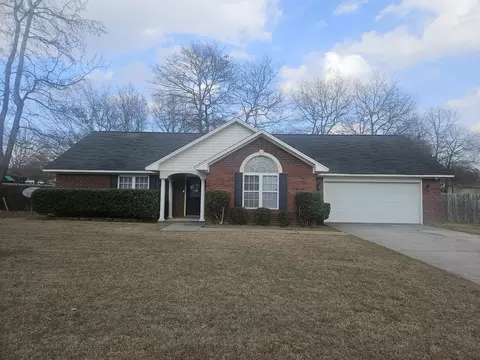 2410 Navigator Cir, Dalzell, SC 29040