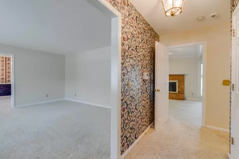 Entry Way - 490 Alpine Dr, Sumter, SC 29154 photo 1 of 1