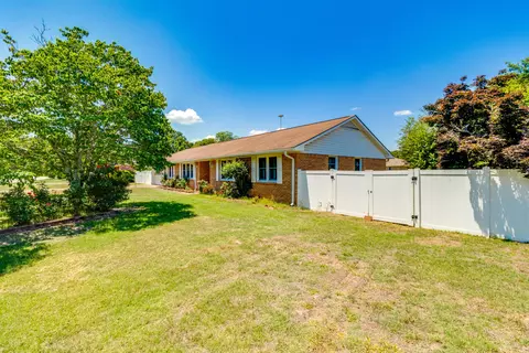 Exterior - 490 Alpine Dr, Sumter, SC 29154 photo 3 of 7