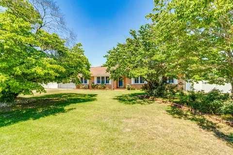 Exterior - 490 Alpine Dr, Sumter, SC 29154 photo 2 of 7