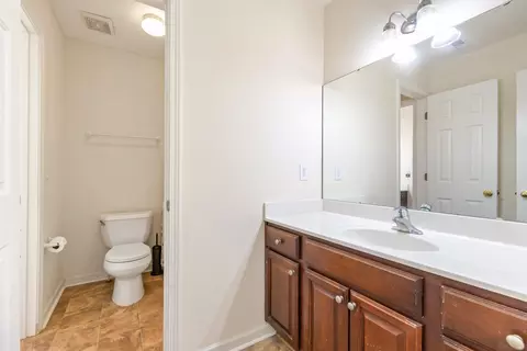 Bath - 595 Batty Way, Sumter, SC 29154 photo 6 of 8