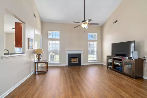 Living - 595 Batty Way, Sumter, SC 29154 photo 1 of 2