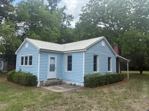 56 Lynam Rd, Sumter, SC 29154
