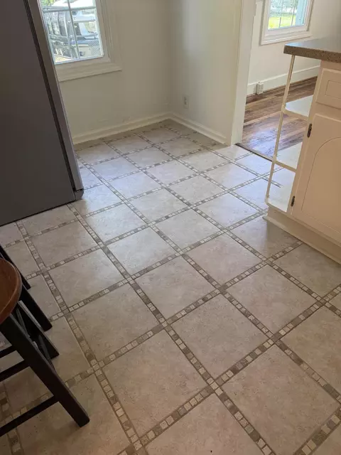 Kitchen - 56 Lynam Rd, Sumter, SC 29154 photo 4 of 4