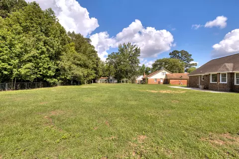 Exterior - 2705 Circleview Dr, Sumter, SC 29154 photo 4 of 4