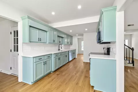 Kitchen - 2705 Circleview Dr, Sumter, SC 29154 photo 1 of 4