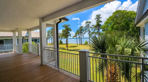 Exterior - 1104 Bridge View Ln, Summerton, SC 29148 photo 5 of 7