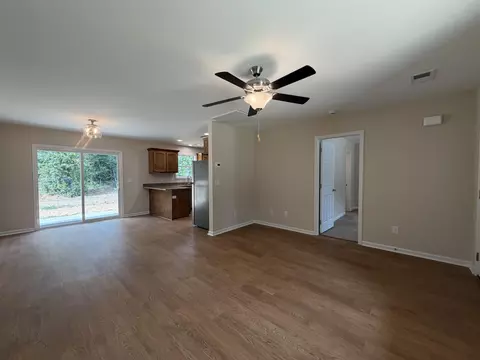 55 Capri Dr, Sumter, SC 29150 photo 4