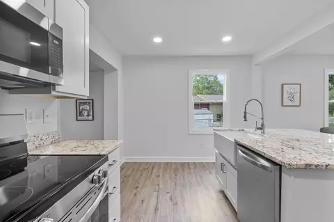 Kitchen - 233 Pack Rd, Sumter, SC 29150 photo 4 of 4