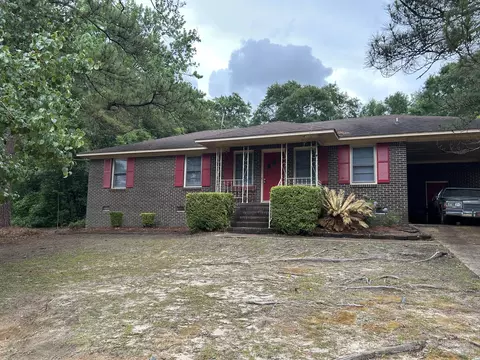 2431 Drexel Dr, Dalzell, SC 29040