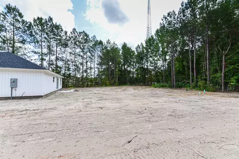 Exterior - 480 Lee St, Sumter, SC 29150 photo 2 of 3