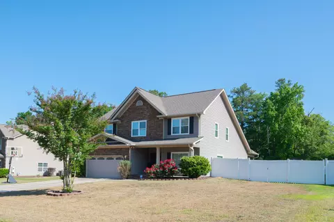 5565 Pershing Dr, Dalzell, SC 29040