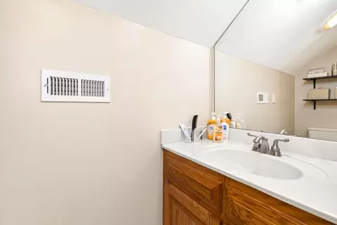 Bath - 750 Windrow Dr, Sumter, SC 29150 photo 6 of 7