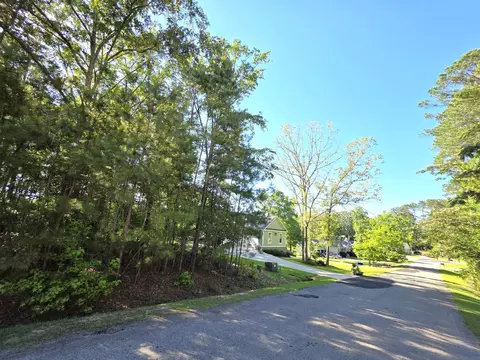 620 Plantation Dr, Santee, SC 29142 photo 5