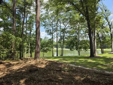 620 Plantation Dr, Santee, SC 29142 photo 8