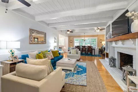 Living - 78 Nash St, Sumter, SC 29150 photo 1 of 6