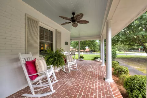 Exterior - 78 Nash St, Sumter, SC 29150 photo 4 of 15