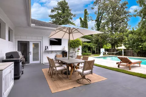 Exterior - 78 Nash St, Sumter, SC 29150 photo 8 of 15