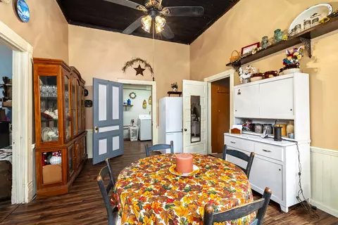 Dining - 116 W Sumter St W, Mayesville, SC 29104 photo 2 of 2