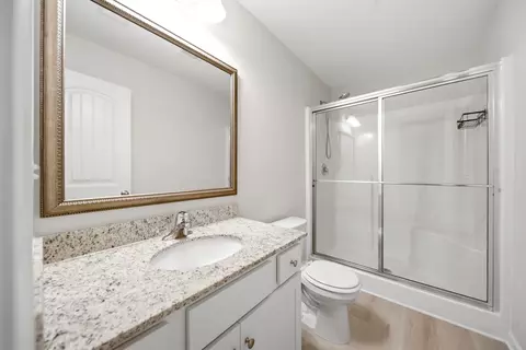 Bath - 2145 Stillpointe Dr, Sumter, SC 29154 photo 2 of 2