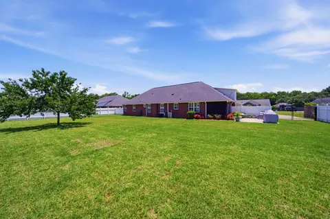 Exterior - 1220 Malone Dr, Sumter, SC 29154 photo 6 of 9