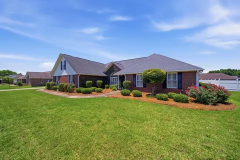 Exterior - 1220 Malone Dr, Sumter, SC 29154 photo 3 of 9