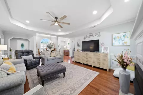 Living - 1220 Malone Dr, Sumter, SC 29154 photo 1 of 1