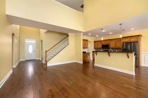 Living - 3640 Katwallace Cir, Sumter, SC 29154 photo 2 of 2
