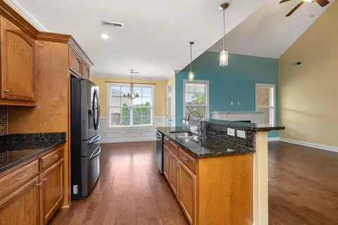 Kitchen - 3640 Katwallace Cir, Sumter, SC 29154 photo 1 of 6