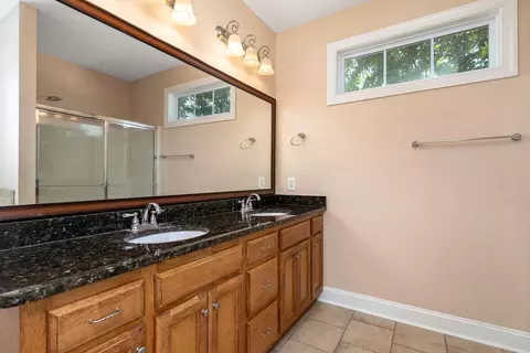 Bath - 3640 Katwallace Cir, Sumter, SC 29154 photo 3 of 7