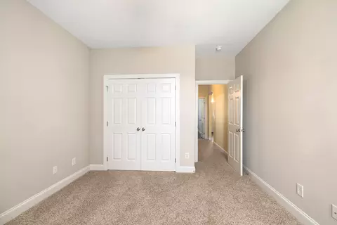 Bedroom - 3640 Katwallace Cir, Sumter, SC 29154 photo 7 of 9