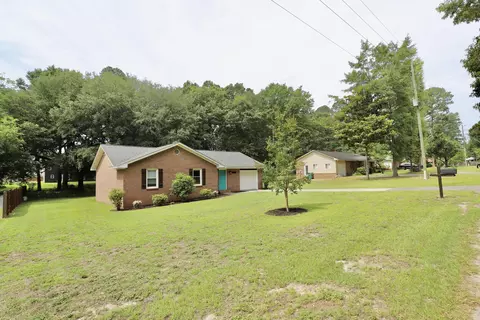 2740 Bonnell Dr, Sumter, SC 29154