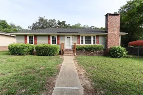 1827 Georgianna Dr, Sumter, SC 29150