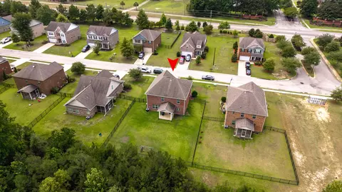 View/Area - 565 Curlew Cir, Sumter, SC 29150 photo 7 of 9