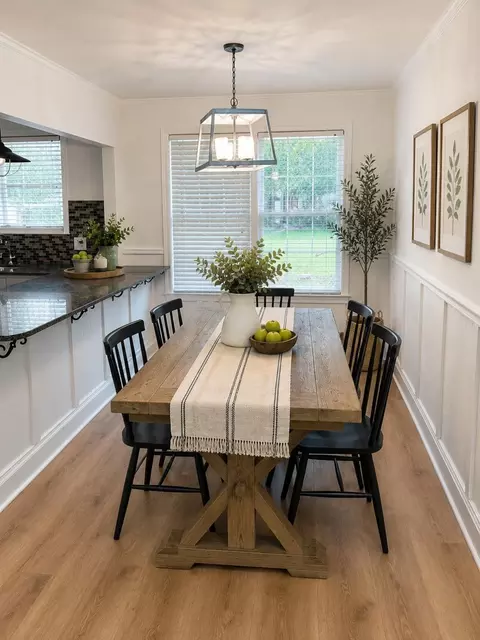 Dining - 714 W Hampton Ave W, Sumter, SC 29150 photo 1 of 1