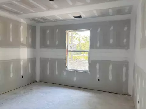Bedroom - 470 Lee St, Sumter, SC 29150 photo 1 of 5