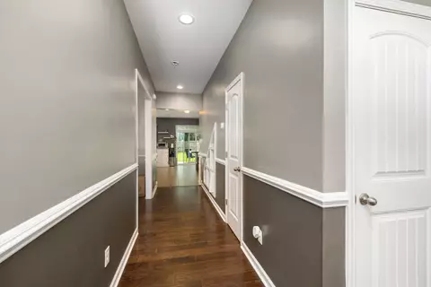 Entry Way - 338 Aberlour Dr, Sumter, SC 29154 photo 2 of 5