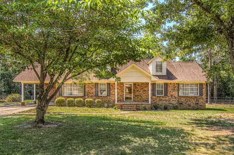 2829 Moss Creek Dr, Dalzell, SC 29040