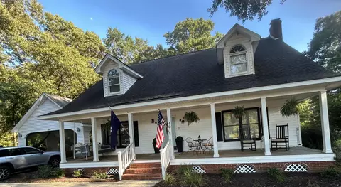 40 Club Forest Ct, Sumter, SC 29154