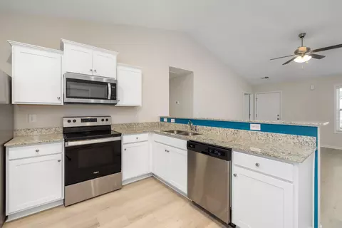 Kitchen - 2147 Stillpointe Dr, Sumter, SC 29154 photo 1 of 3