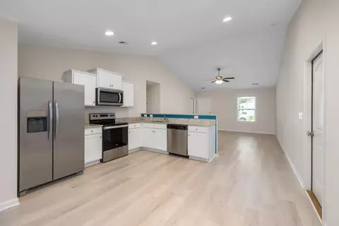 Kitchen - 2147 Stillpointe Dr, Sumter, SC 29154 photo 3 of 3