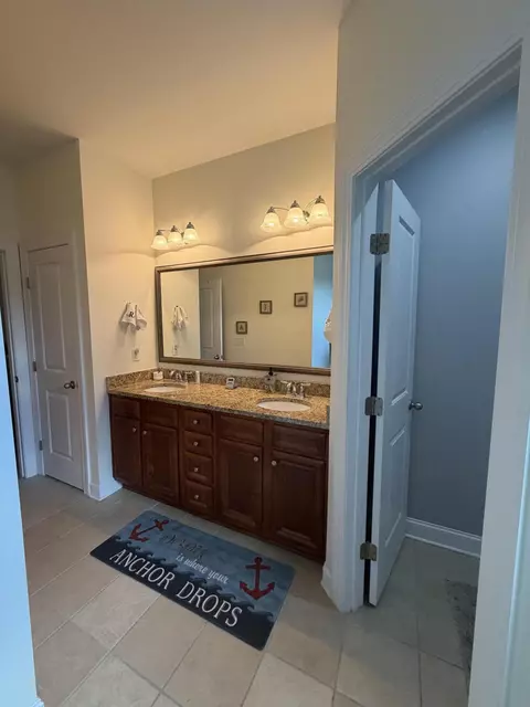 Bath - 1030 Dewees St, Sumter, SC 29150 photo 1 of 3