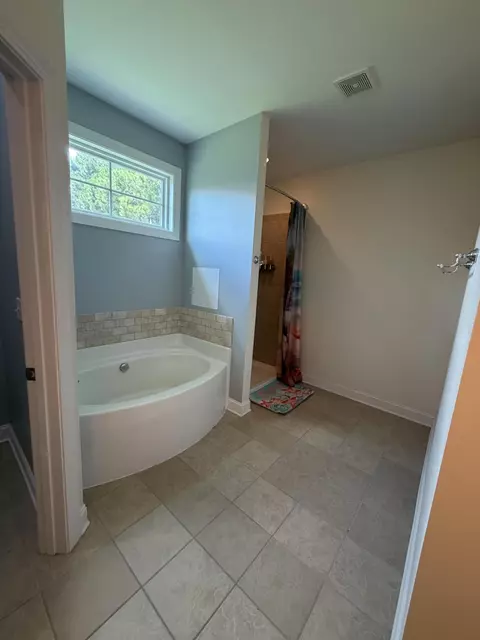 Bath - 1030 Dewees St, Sumter, SC 29150 photo 2 of 2