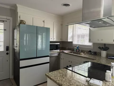 Kitchen - 1 Henrietta St, Sumter, SC 29150 photo 2 of 2
