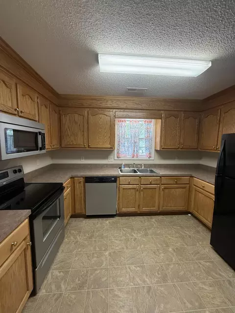 Kitchen - 937 Lamorak St, Sumter, SC 29154 photo 2 of 8