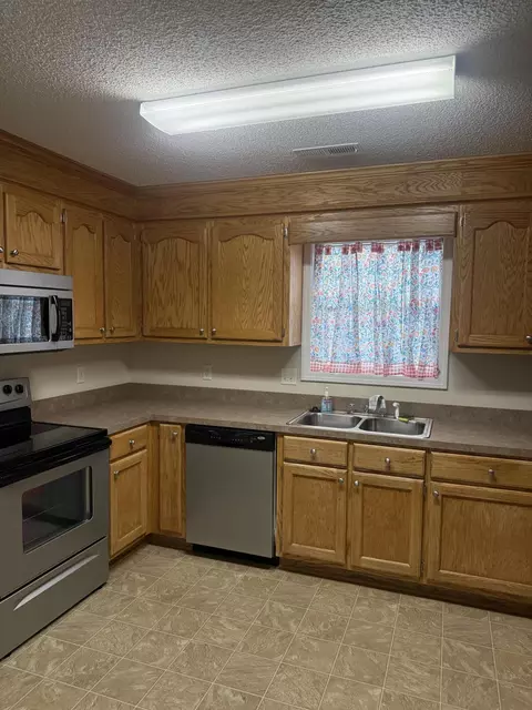Kitchen - 937 Lamorak St, Sumter, SC 29154 photo 7 of 8