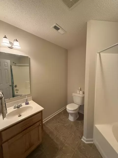 Bath - 937 Lamorak St, Sumter, SC 29154 photo 2 of 6
